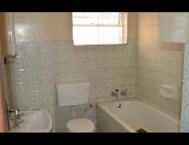 1 BEDROOM APARTMENT FOR SALE IN NEW REDRUTH